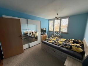 Prodej bytu 2+1, Opava, Hobzíkova, 58 m2