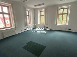 Pronájem kanceláře, Varnsdorf, 5. května, 107 m2