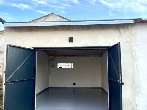 Pronájem garáže, Ostrava, Tavičská, 19 m2