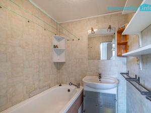 Prodej bytu 2+1, Sokolov, Jelínkova, 60 m2