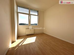 Pronájem bytu 2+kk, Zruč nad Sázavou, náměstí Míru, 35 m2