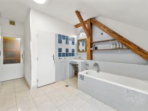 Prodej rodinného domu, Pardubice - Zelené Předměstí, Na Spravedlnosti, 380 m2