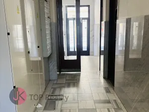 Pronájem bytu 2+kk, Praha - Smíchov, U Santošky, 47 m2