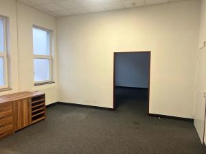 Pronájem kanceláře, Dalovice, Botanická, 136 m2