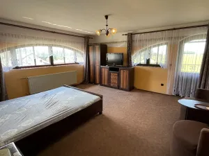 Prodej ubytování, Kynšperk nad Ohří, 650 m2