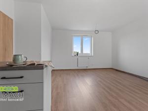 Pronájem bytu 2+kk, Náchod, Bartoňova, 61 m2