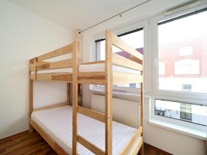 Pronájem bytu 3+kk, Praha - Kobylisy, Ke Stírce, 72 m2