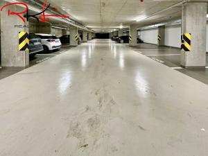 Pronájem garáže, Praha, U Pergamenky, 16 m2