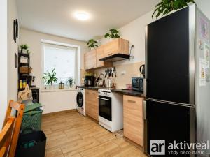 Prodej obchodního prostoru, Neratovice, Hlavní, 620 m2