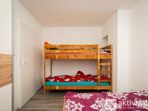 Prodej obchodního prostoru, Neratovice, Hlavní, 620 m2