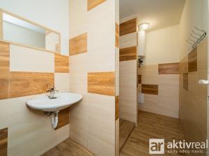 Prodej obchodního prostoru, Neratovice, Hlavní, 620 m2