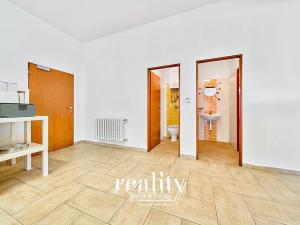 Pronájem obchodního prostoru, Jihlava, Žižkova, 183 m2