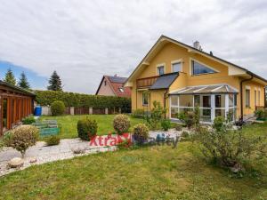 Prodej rodinného domu, Kadaň, Třešňová, 405 m2