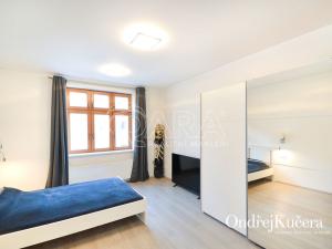 Pronájem bytu 2+kk, Praha - Strašnice, Krátká, 45 m2