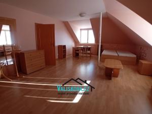 Prodej rodinného domu, Kroměříž, 340 m2