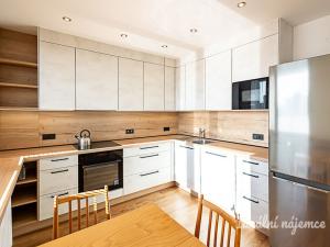 Pronájem bytu 3+kk, Praha - Krč, Hurbanova, 66 m2