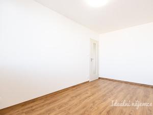 Pronájem bytu 3+kk, Praha - Krč, Hurbanova, 66 m2