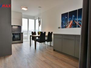 Pronájem bytu 4+kk, Praha - Záběhlice, Mattioliho, 126 m2