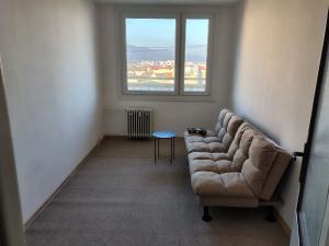 Pronájem bytu 2+1, Teplice, Alejní, 44 m2