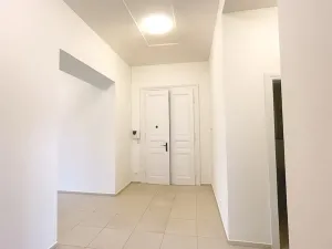 Pronájem bytu 3+1, Praha, 144 m2