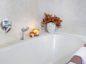 Prodej rodinného domu, Praha - Řeporyje, Ke Zbuzanům, 136 m2