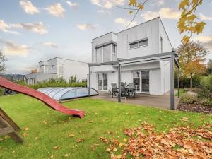 Prodej rodinného domu, Praha - Řeporyje, Ke Zbuzanům, 136 m2