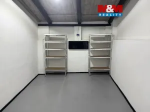 Pronájem garáže, Krupá, 18 m2