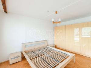 Pronájem bytu 3+1, Praha - Hostivař, Bělinského, 84 m2