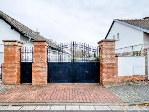 Prodej ubytování, Pardubice, Žižkova, 250 m2