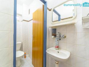 Pronájem kanceláře, Tachov, náměstí Republiky, 27 m2