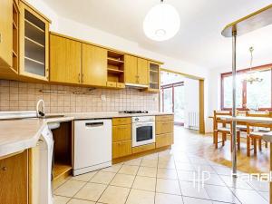 Prodej rodinného domu, Hněvotín, 240 m2