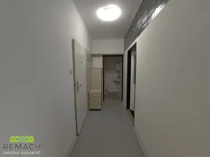 Pronájem kanceláře, Uherské Hradiště, Dlouhá, 65 m2