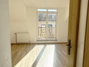 Prodej bytu 3+1, Měčín, Sadová, 84 m2