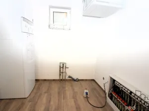 Prodej rodinného domu, Chvalovice, 213 m2