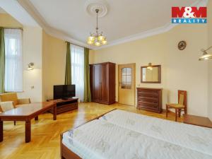 Prodej bytu 1+1, Karlovy Vary, Svahová, 50 m2