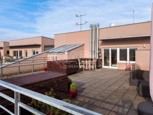 Pronájem bytu 3+kk, Praha - Hostivař, Pražská, 195 m2