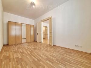 Pronájem bytu 2+1, Praha - Smíchov, Na Celné, 71 m2