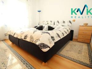 Prodej bytu 2+kk, Karlovy Vary, Terezínská, 62 m2