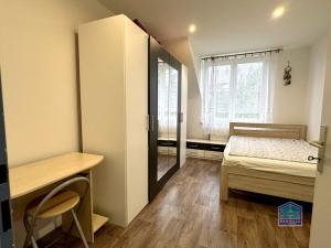 Prodej bytu 3+1, Měčín, Sadová, 85 m2