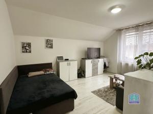 Prodej bytu 2+1, Měčín, Sadová, 60 m2