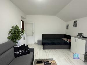 Prodej bytu 2+1, Měčín, Sadová, 60 m2