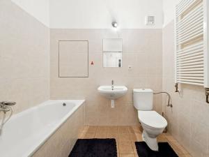 Prodej bytu 1+1, Týnec nad Sázavou, Na Kněžině, 39 m2