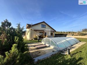 Pronájem rodinného domu, Buš, 170 m2