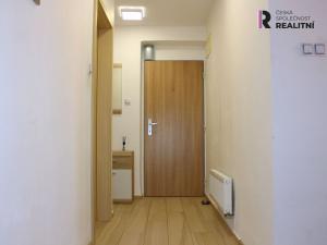 Pronájem bytu 2+kk, Karlovy Vary - Dvory, K. Kučery, 57 m2