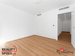 Pronájem bytu 3+kk, Hradec Králové - Nový Hradec Králové, Buková, 104 m2
