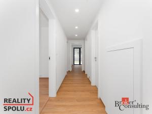 Pronájem bytu 3+kk, Hradec Králové - Nový Hradec Králové, Buková, 104 m2