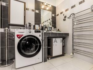 Pronájem bytu 3+kk, České Budějovice - České Budějovice 3, Riegrova, 80 m2