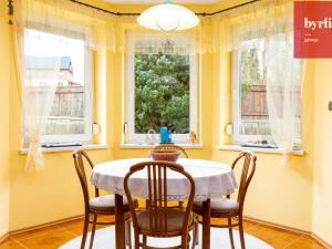 Prodej rodinného domu, Budišov nad Budišovkou - Guntramovice, 220 m2