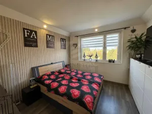 Pronájem bytu 2+1, Karlovy Vary, Charkovská, 51 m2