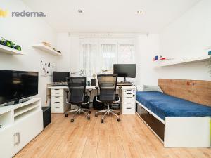 Pronájem bytu 3+kk, Praha - Strašnice, Nučická, 69 m2